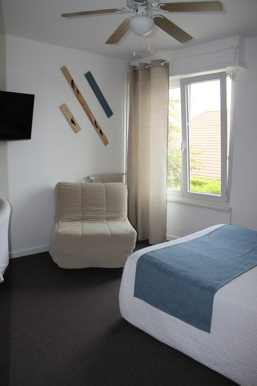 Hotel Le Domino Illkirch-Graffenstaden Room photo